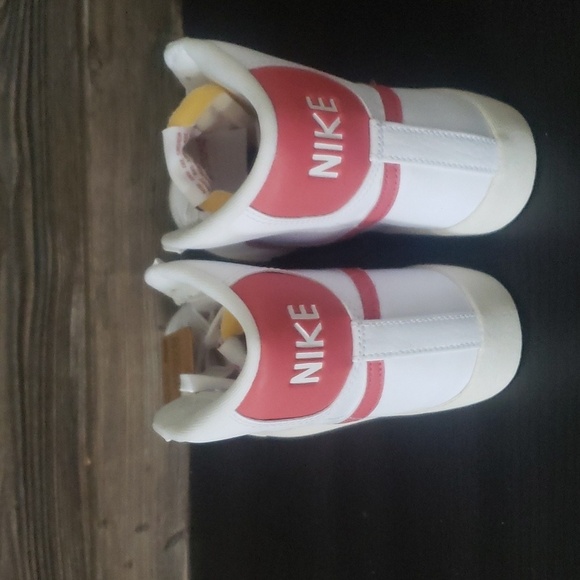 New Nike Blazer Mid 77 Womens Sneakers Size 7 Classic Streetwear Everyday Casual - Picture 5 of 9